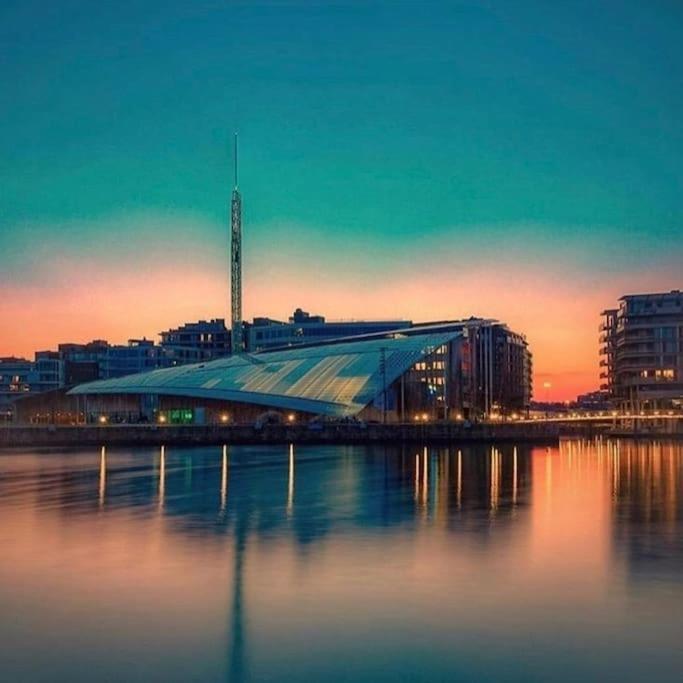 Tjuvholmen / Aker Brygge - Most Expensive Area In Oslo! 아파트 외부 사진